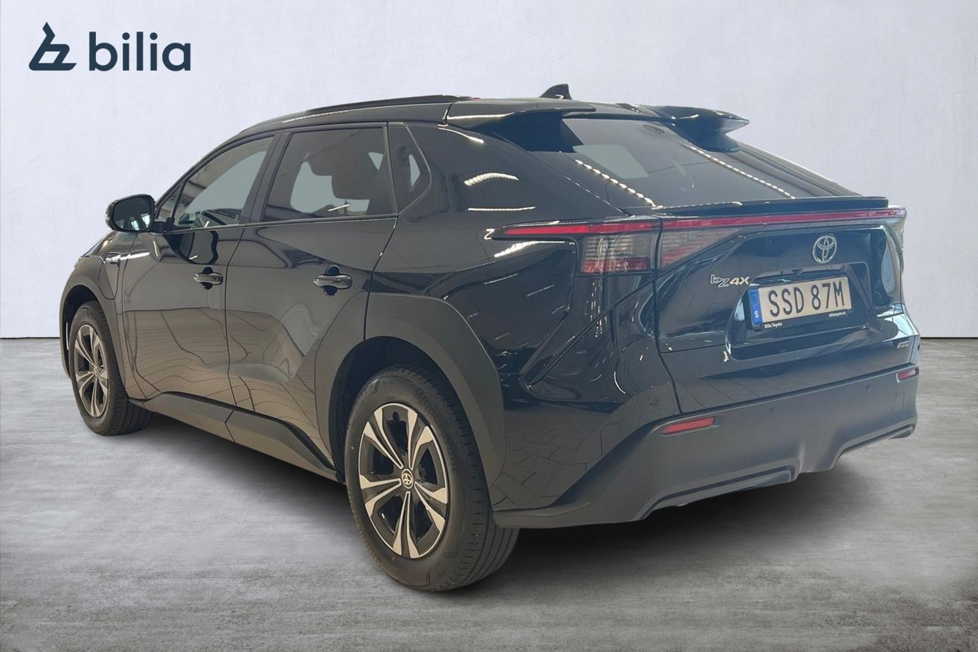 Toyota bZ4X AWD Style Elstolar 2023, bild 2/10
