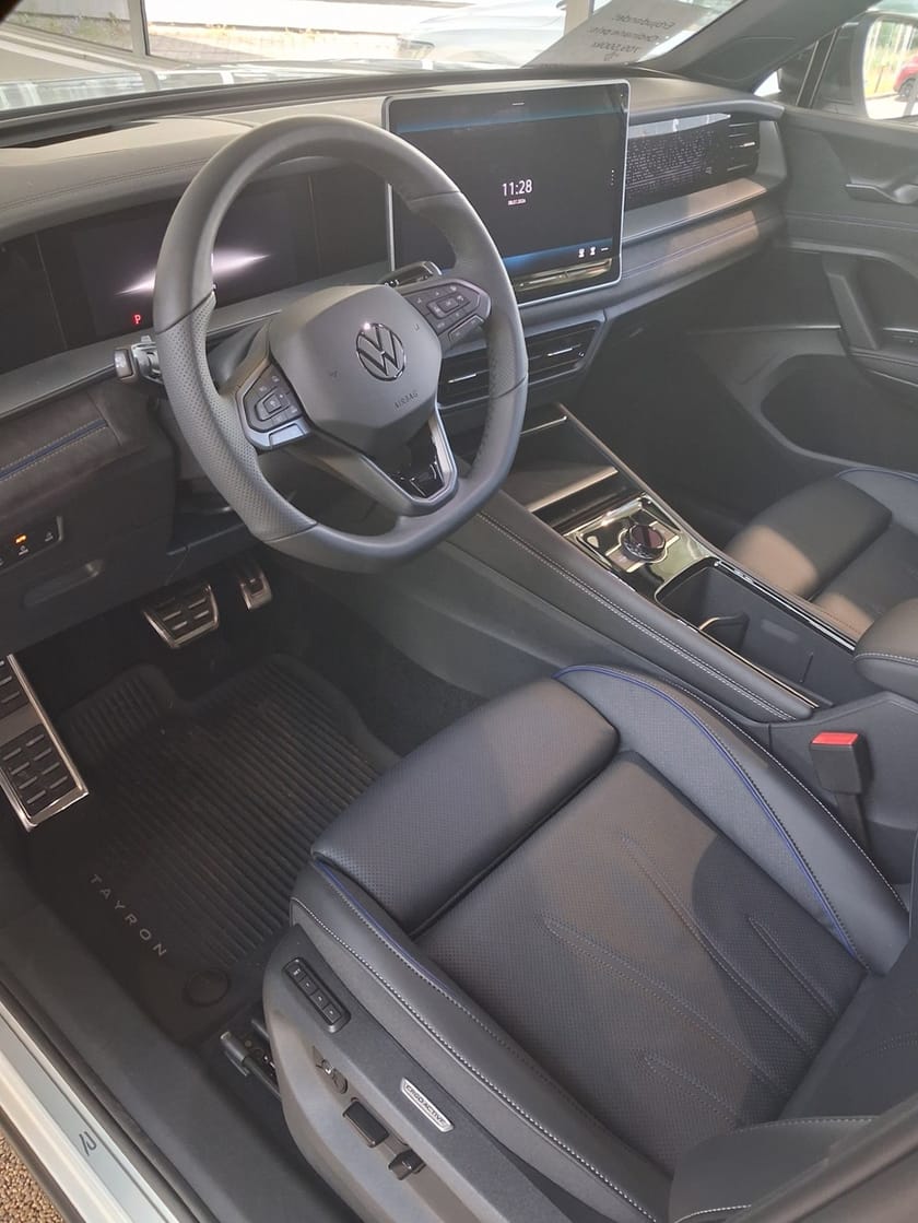 Bild 2 av Volkswagen Tayron PB   R-LINE 2.0 TDI 4M 193 HK 7 VXLDSG