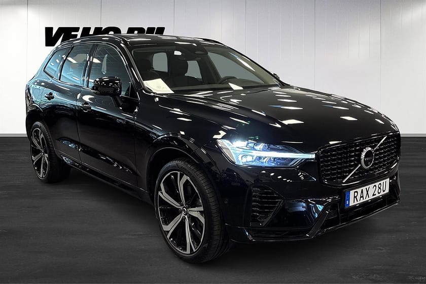 Bild 2 av Volvo XC60 RechargeT6 AWD R-Design Dark Bränslevärmare Pano 360°