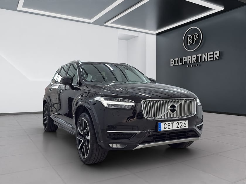 Bild 3 av Volvo XC90 7-seater D4 AWD Geartronic Inscription/S+V-Hjul/Drag