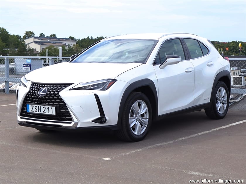 Bild 1 av Lexus UX 250h UX250h CVT Hybrid Rattvärme