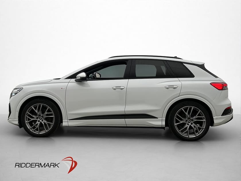 Bild 5 av Audi Q4 50 e-tron quattro S-Line MOMS Drag Kamera Cockpit