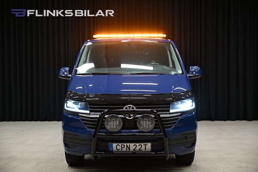 Bild 3 av Volkswagen Transporter Kombi 4Motion DSG 150HK Dubbelhytt|Nedlackad|LED|Nykamrem