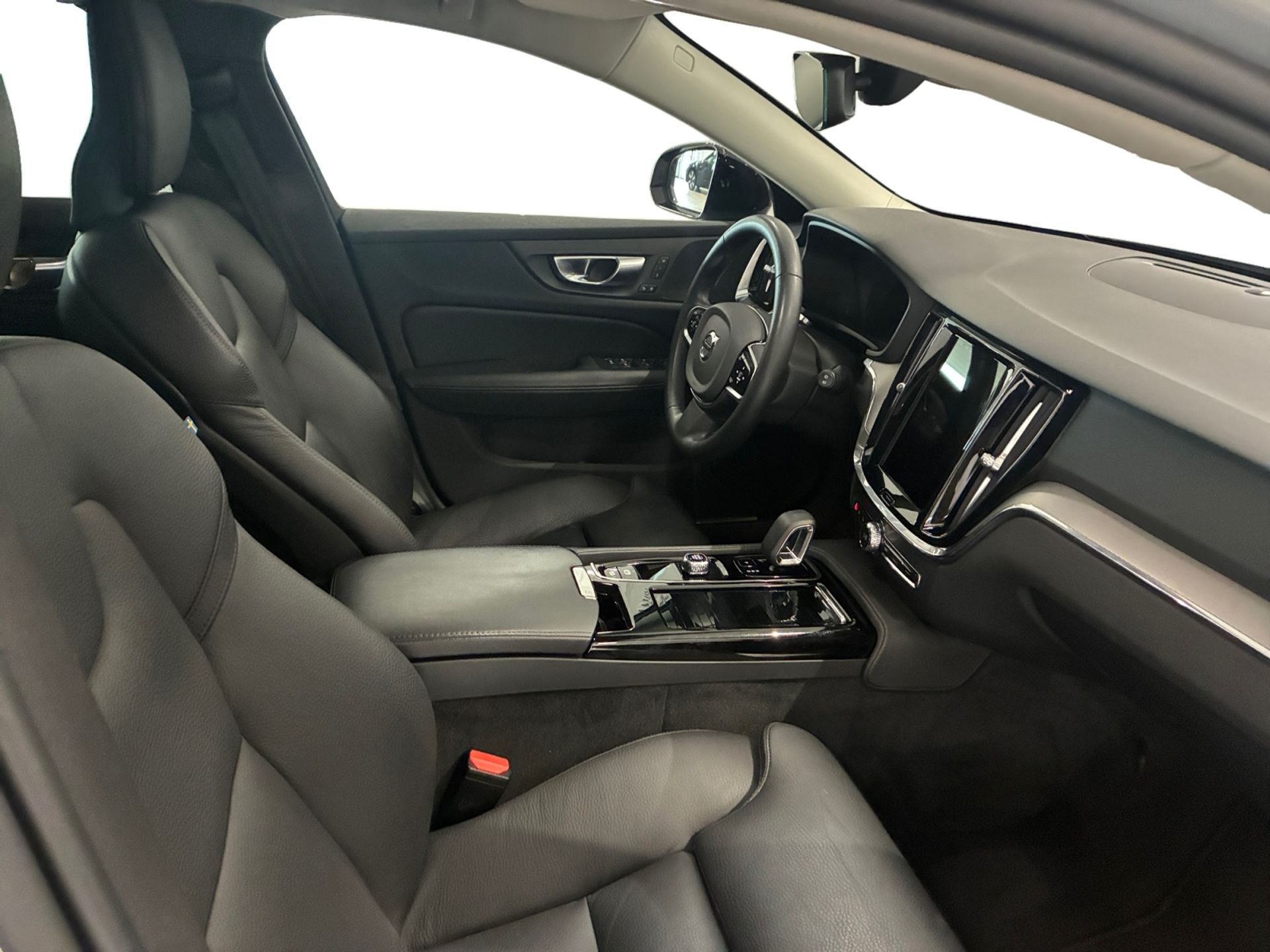 Volvo V60 Recharge T6 Plus Dark 2024, bild 5/10