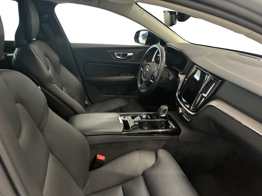 Bild 5 av Volvo V60 Recharge T6 Plus Dark