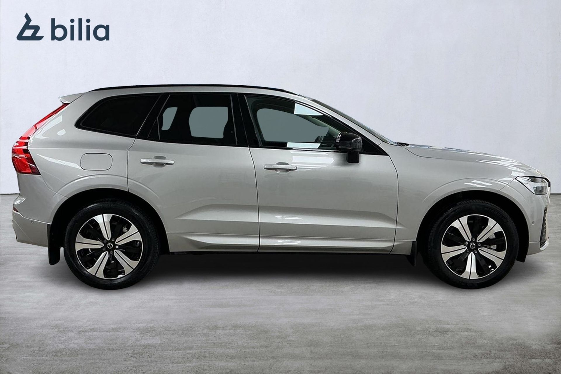 Volvo XC60 T6 Plus Dark Nordic Edition 2025, bild 5/10