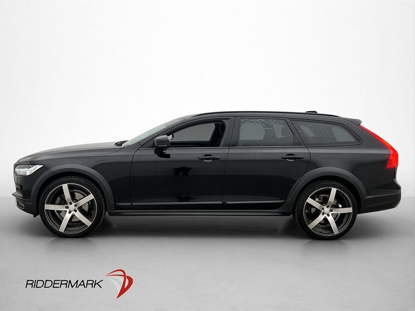 Bild 4 av Volvo V90 Cross Country D4 AWD Business Kamera Värm Drag