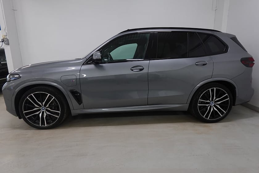 Bild 4 av BMW X5 xDrive50e 50e Innovation M Sport 360° Drag Pano LASER HuD Luftfjä