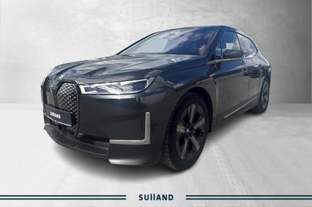 BMW iX xDrive40 Harman/Krok/Cruise/Panorama/Service/Garanti