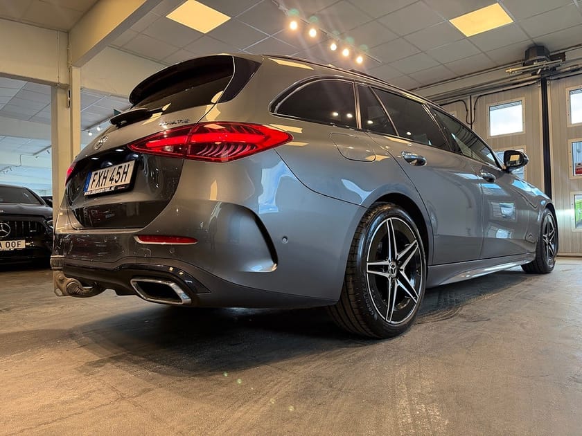 Bild 4 av Mercedes-Benz C 220 T d 4MATIC AMG Pano Burmester Drag Värmare SE SPEC