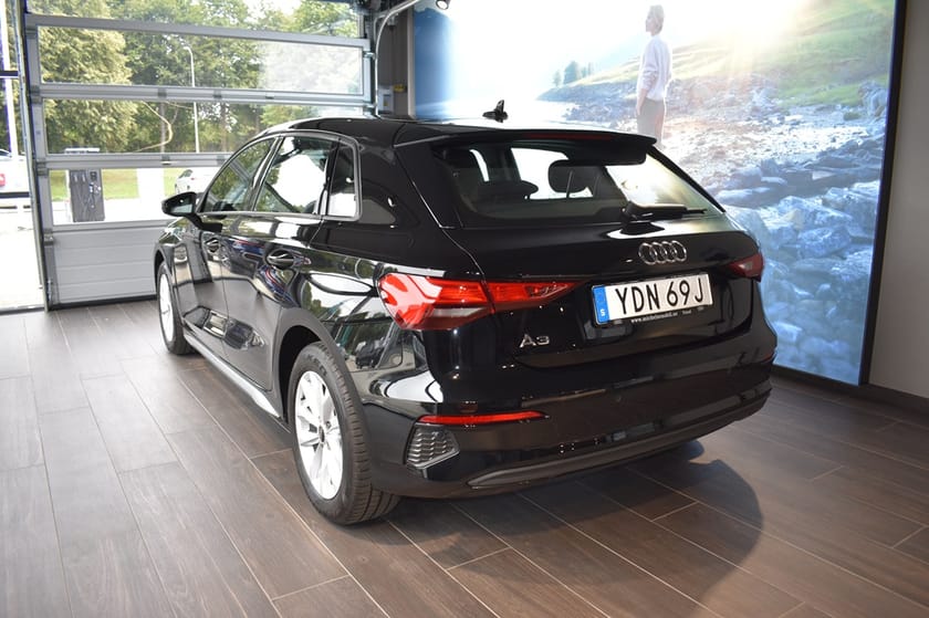 Bild 2 av Audi A3 Sportback 35 TFSI 150 HK PROLINE