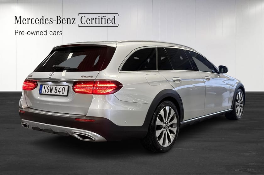Bild 4 av Mercedes-Benz E 220 d 4MATIC All-Terrain | 360° | | MULTIBEAM | DRAG | VÄRMARE