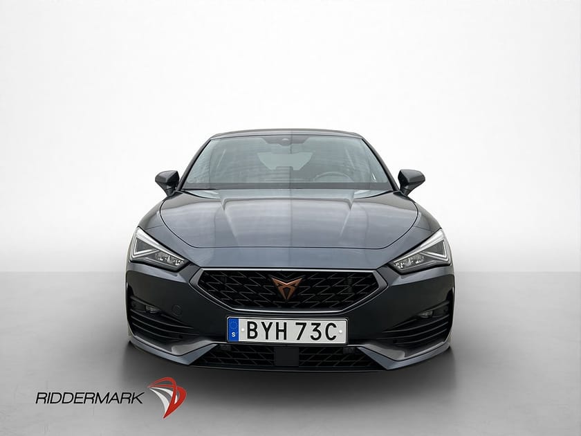 Bild 2 av CUPRA Leon e-Hybrid 245hk Kamera Skinn Elstol CarPlay