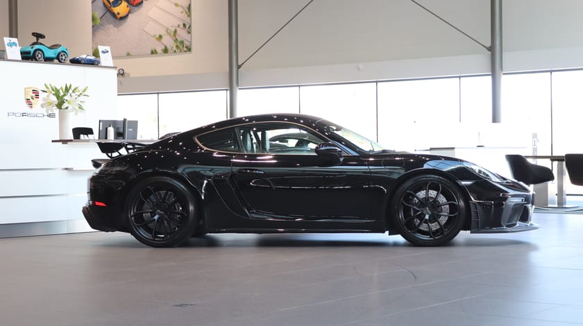Bild 3 av Porsche 718 Cayman GT4 