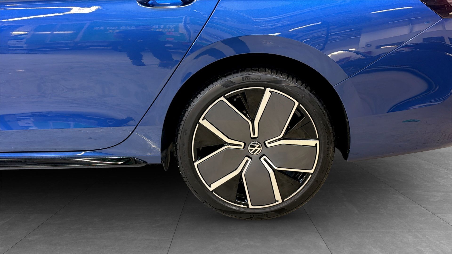 Volkswagen Passat 2025, bild 6/10