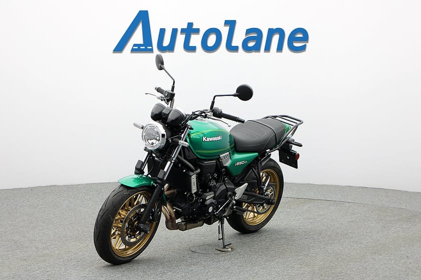 Bild 4 av Kawasaki Ninja Z650 Z650RS *Värmehandtag, 235 mil