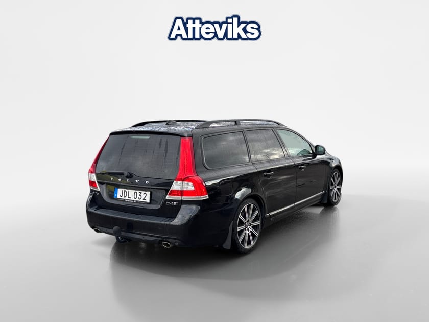Bild 3 av Volvo V70 Classic Sport/Drag/P-Värmare/El-Baklucka/VoC/Skinn/Elstol