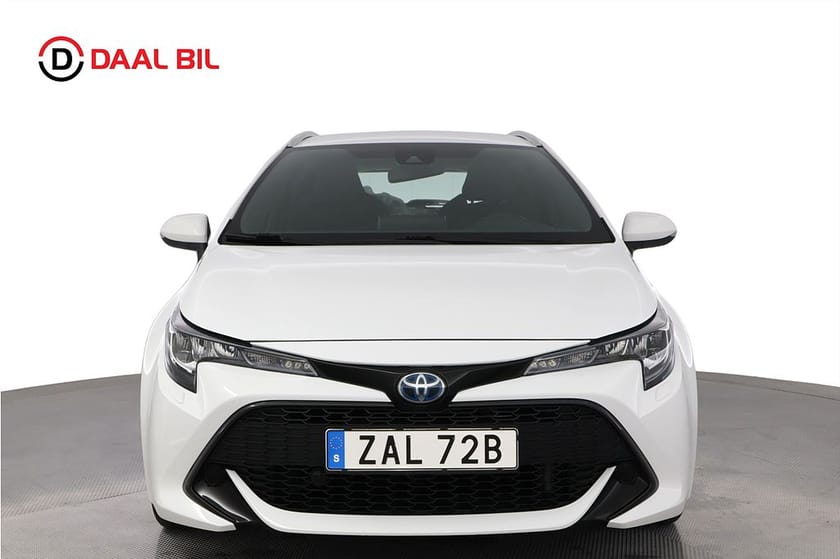 Bild 2 av Toyota Corolla Touring Sports Hybrid e-CVT 122HK ACTIVE B-KAM M-VÄRM