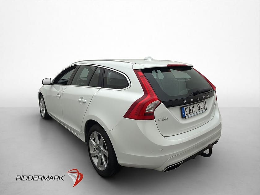 Bild 5 av Volvo V60 D4 AWD Summum BLIS VOC Värmare Drag P-sensorer