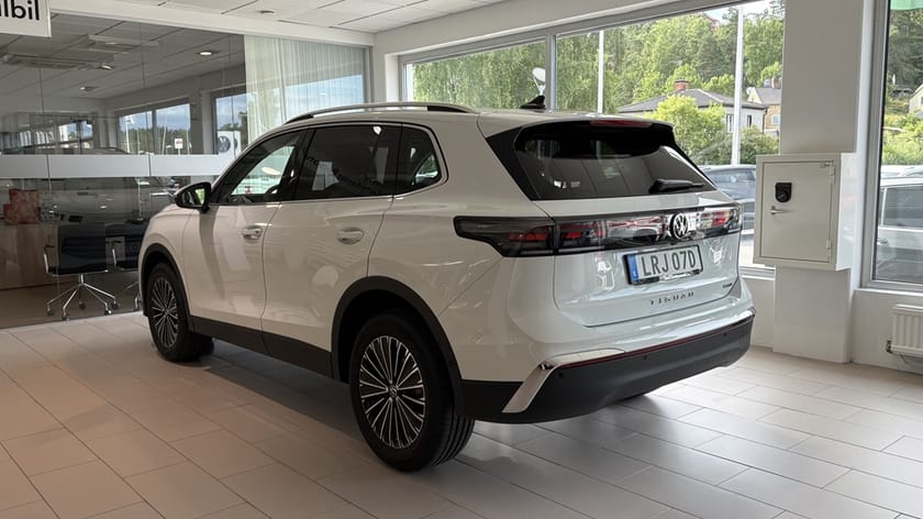 Bild 2 av Volkswagen Tiguan STYLE TDI 193hk DSG7 4M
