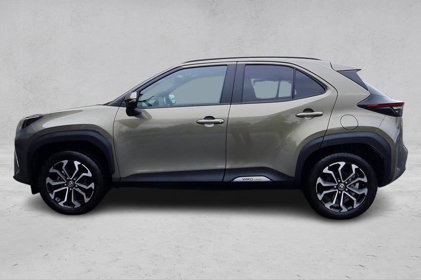 Bilde 2 av Toyota Yaris Cross Hybrid 115 AWD-i Active - LED - Adaptiv cruise - Ryggekam.