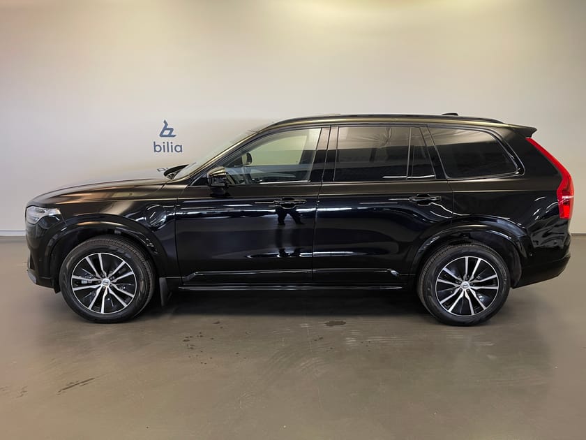 Bild 2 av Volvo XC90 7 Säten Recharge T8 Ultimate Dark / Dragkrok / Navigation / Tonade rutor /
