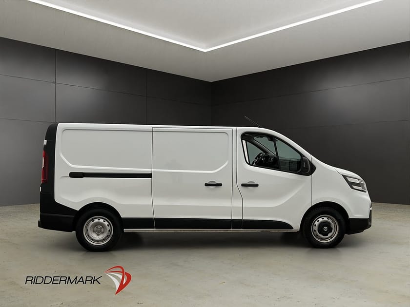Bild 2 av Nissan Primastar L2 150hk Dragkrok LED Farthållare PDC Moms