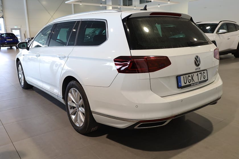Bild 4 av Volkswagen Passat Sportscombi GTE 218hk Executive / Business / Värmare / Navi