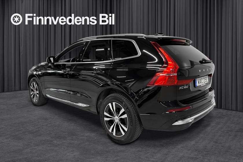 Bild 2 av Volvo XC60 T6 *V-HJUL/B-KAMERA/GOOGLE/SE SPEC*