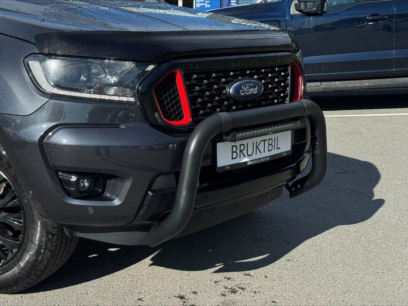 Bilde 3 av Ford Ranger Dobbelcab Double Cab 2,0 TDCi 213hk Thunder Webasto | Krok | Kam