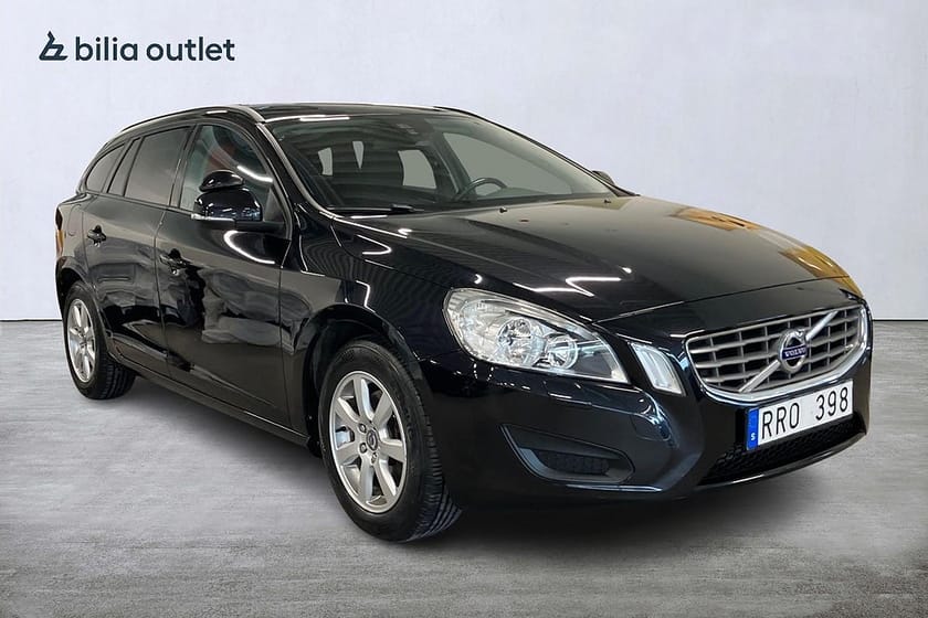 Bild 2 av Volvo V60 T3 Momentum Nordic Edition Nyservad BT Kamrem bytt