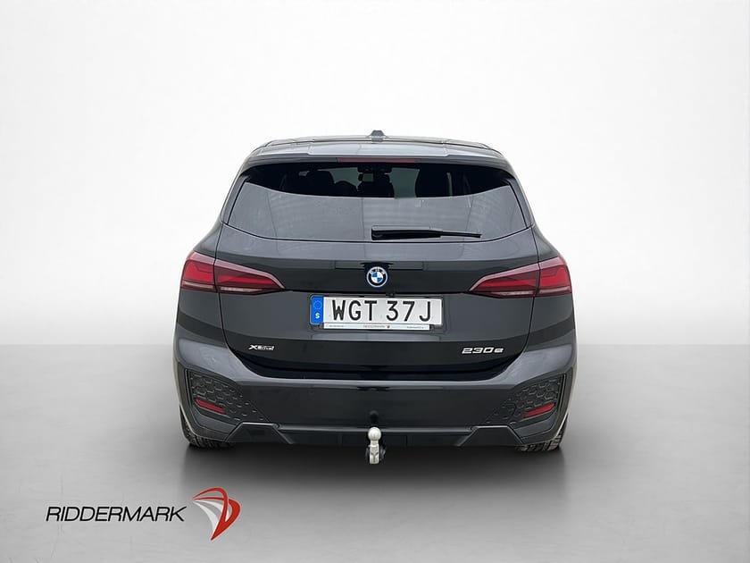 Bild 5 av BMW 230e xDrive Active Tourer M Sport Pano H/K Kamera Drag
