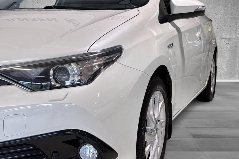 Bilde 4 av Toyota Auris Hybrid - Comfort Aut. DAB+ Radio, Hengerfeste, Cruice.