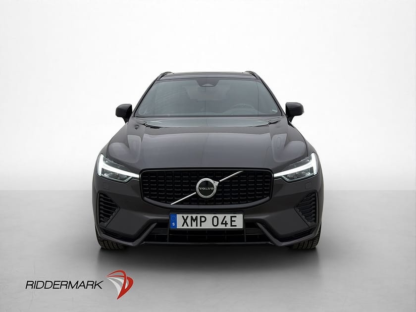 Bild 2 av Volvo XC60 Recharge T6 AWD Plus Dark Pano H/K Kamera Elstol