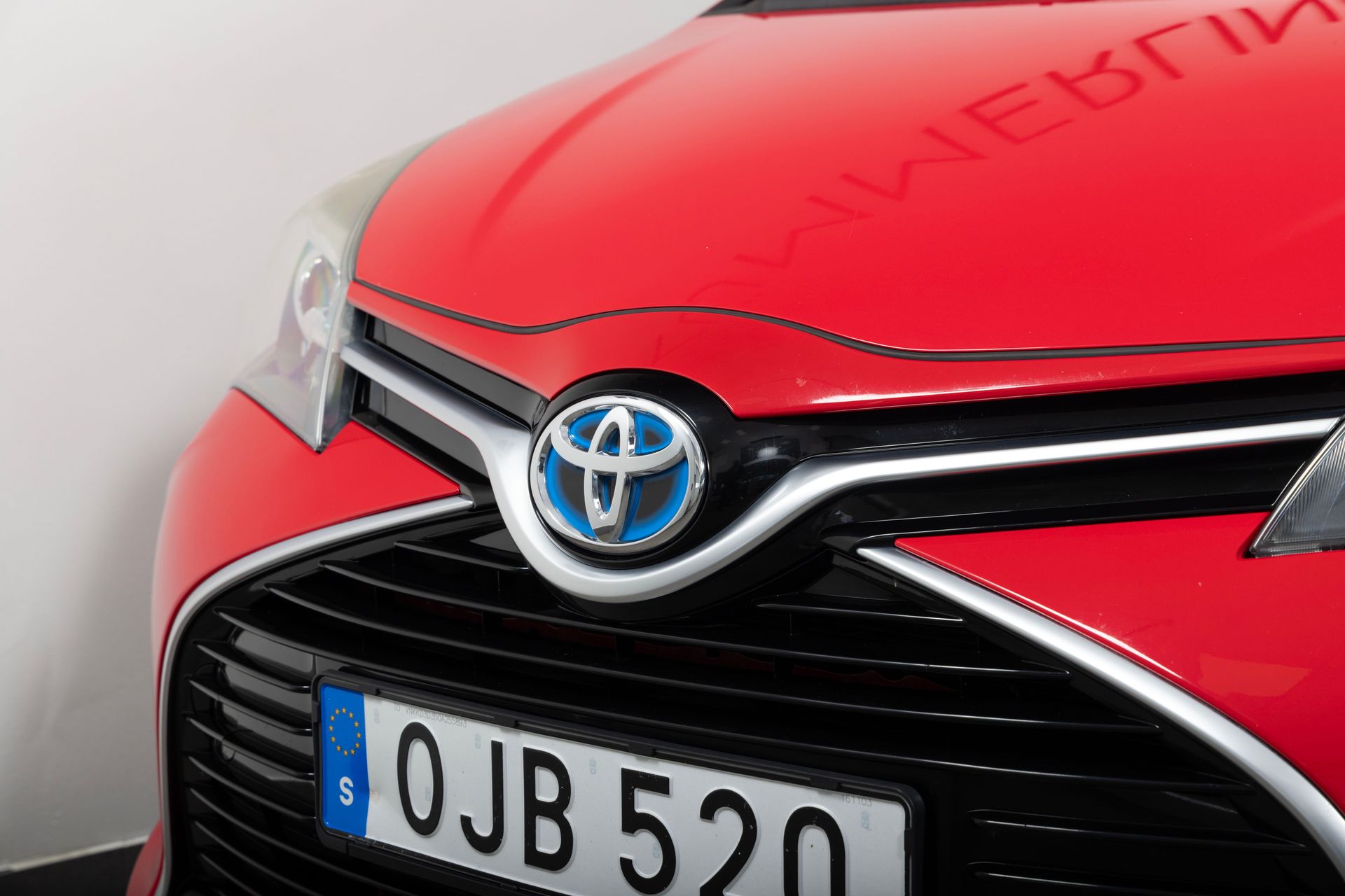 Toyota Yaris Hybrid 2016, bild 3/10