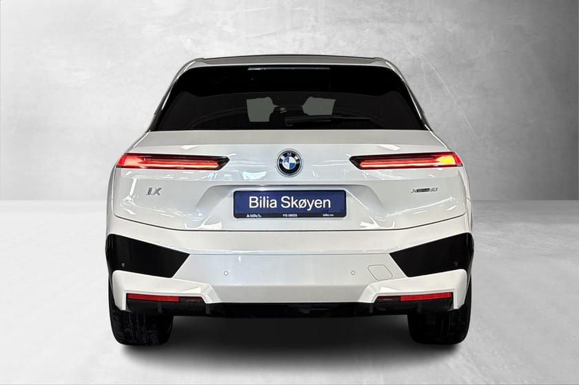 Bilde 4 av BMW iX xDrive50