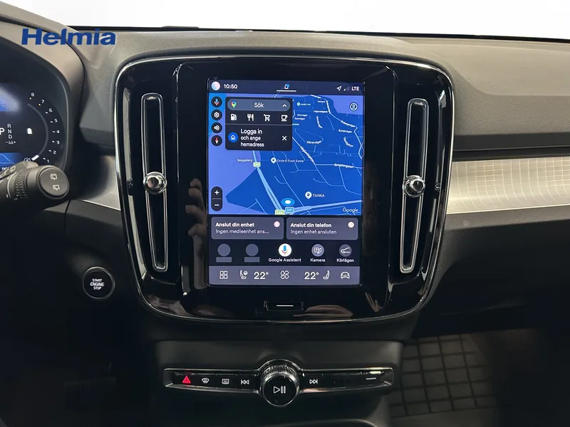 Bild 15 av 18 – Volvo XC40 B3 FWD Bensin Plus Dark