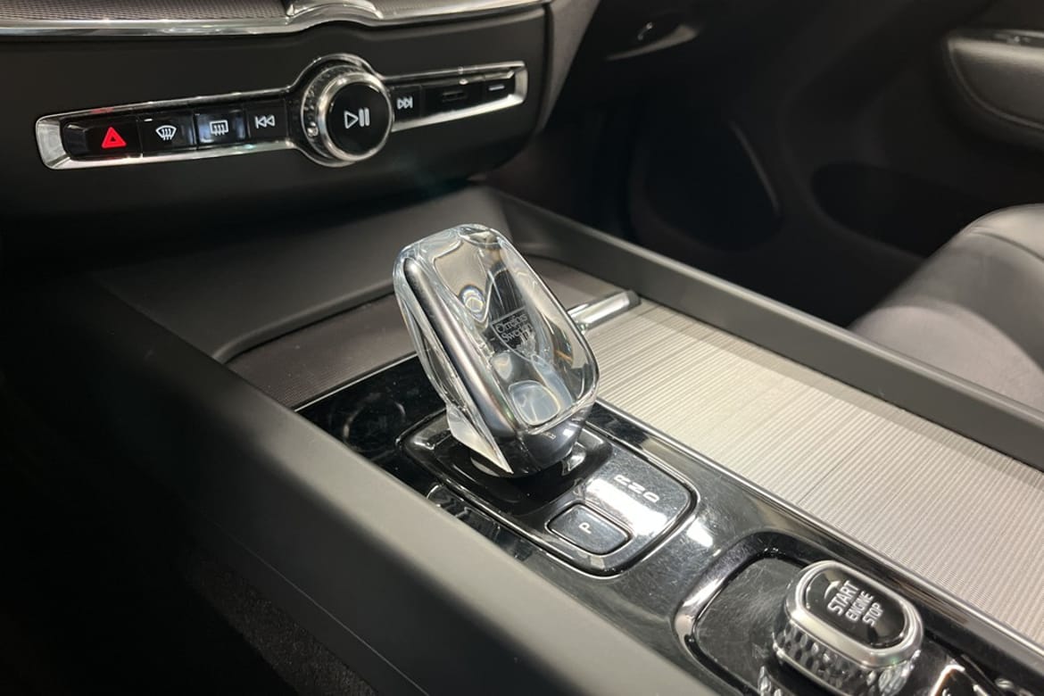 Volvo XC60 2020 - miniatyr 14