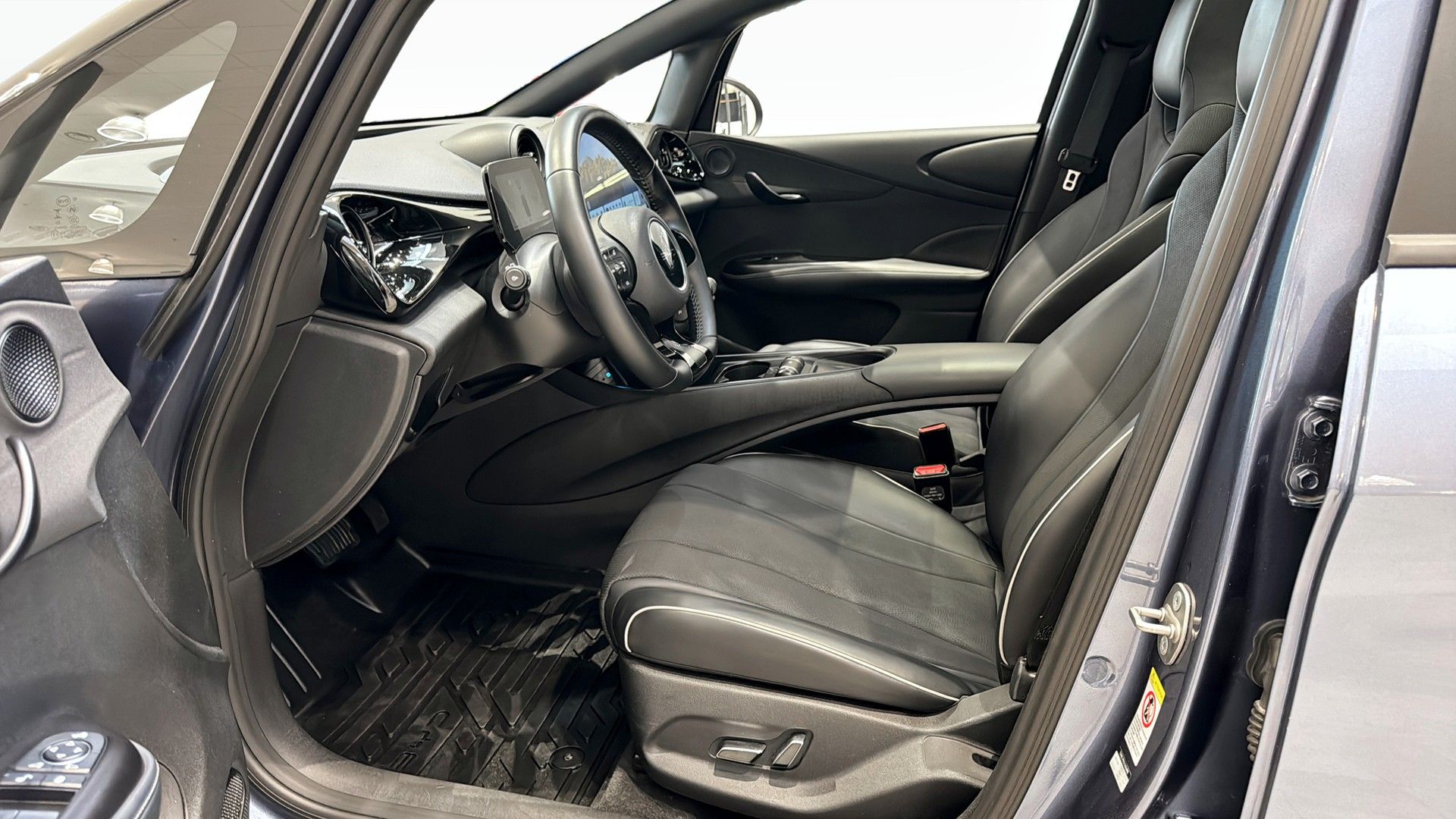 BYD Dolphin 60.4 kWh, 204hp, 2023