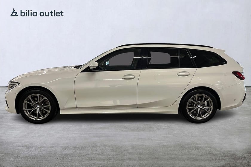 Bild 5 av BMW 320d Touring Sportline / Backkamera / Navi / Drag / Cockpit