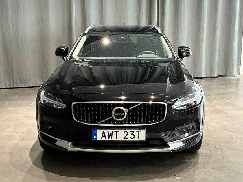 Bild 3 av Volvo V90 Cross Country B4 AWD Diesel Core *V-HJUL/DRAG*