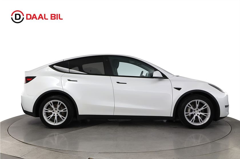 Bild 5 av Tesla Model Y Long Range AWD