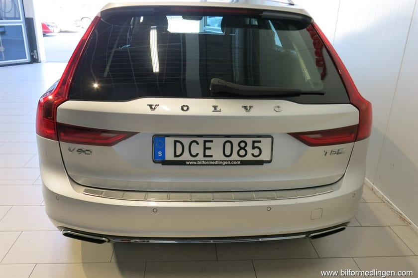 Bild 2 av Volvo V90 T5 254hk Inscription, High Performance Sound System, BLIS, IntelliSafe Surround, Inscription Expression