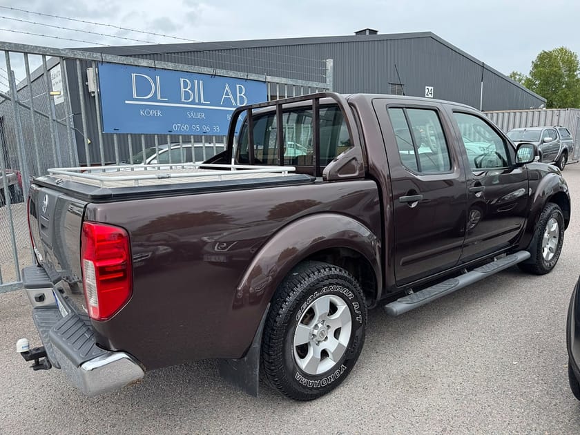 Bild 3 av Nissan Navara Dubbelhytt 2.5 dCi 4x4 190hk Euro 5|Sov|DRAG|