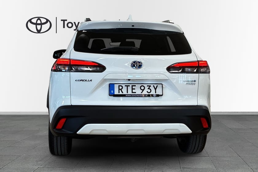 Bild 5 av Toyota Corolla Cross Hybrid AWD-i AWD  Style Automat Rattvärme Backkamera Adaptiv farthållare mm.