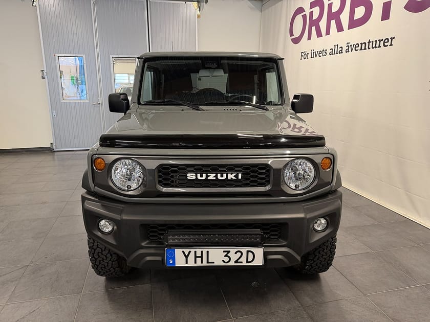Bild 2 av Suzuki Jimny Torakku Rhino Edition, 4X4 BF Goodrich A/T däck Drag 1ägare