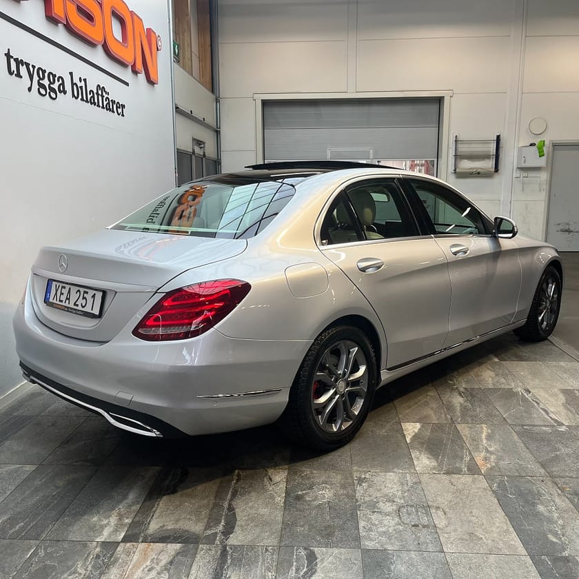 Bild 5 av Mercedes-Benz C 200 4,99% Plus Avantgarde Panorama Navi Backkamera Drag