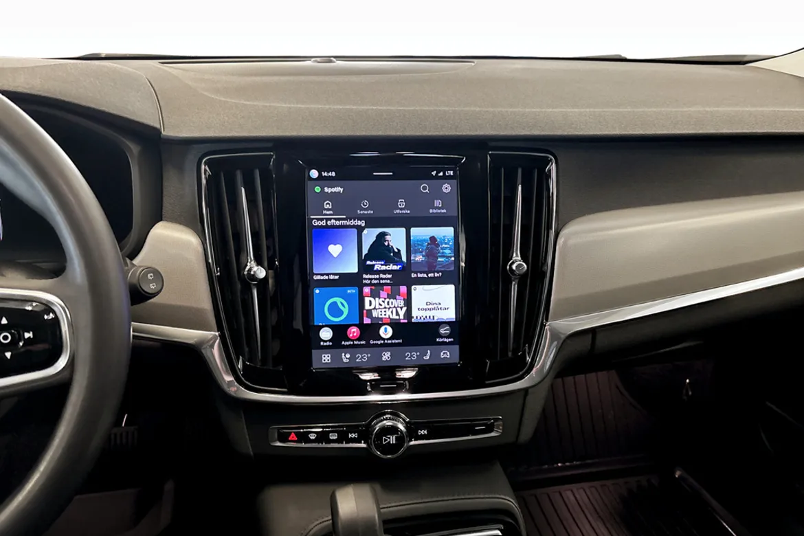 Volvo V90
