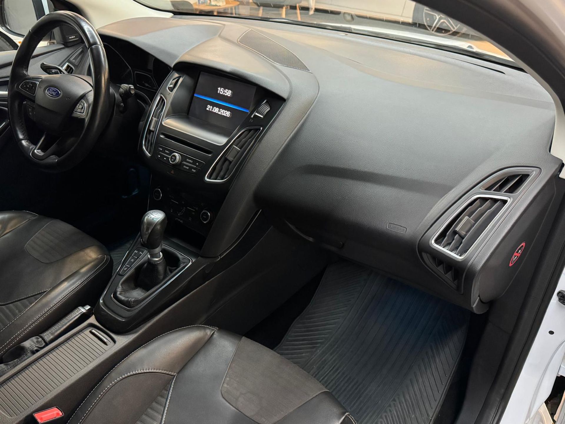 Ford Focus 1.5 EcoBoost 2015, bild 7/16