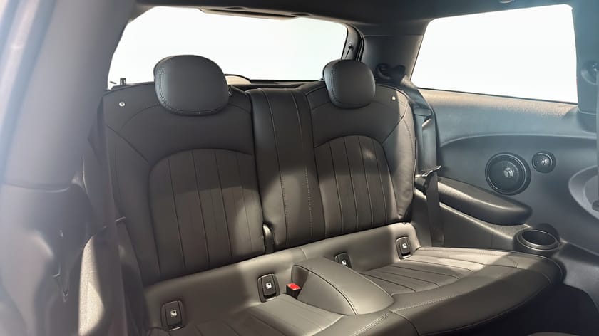 Bild 5 av MINI Cooper SE 184 hk Pano / H&K / HuD / Apple CarPlay